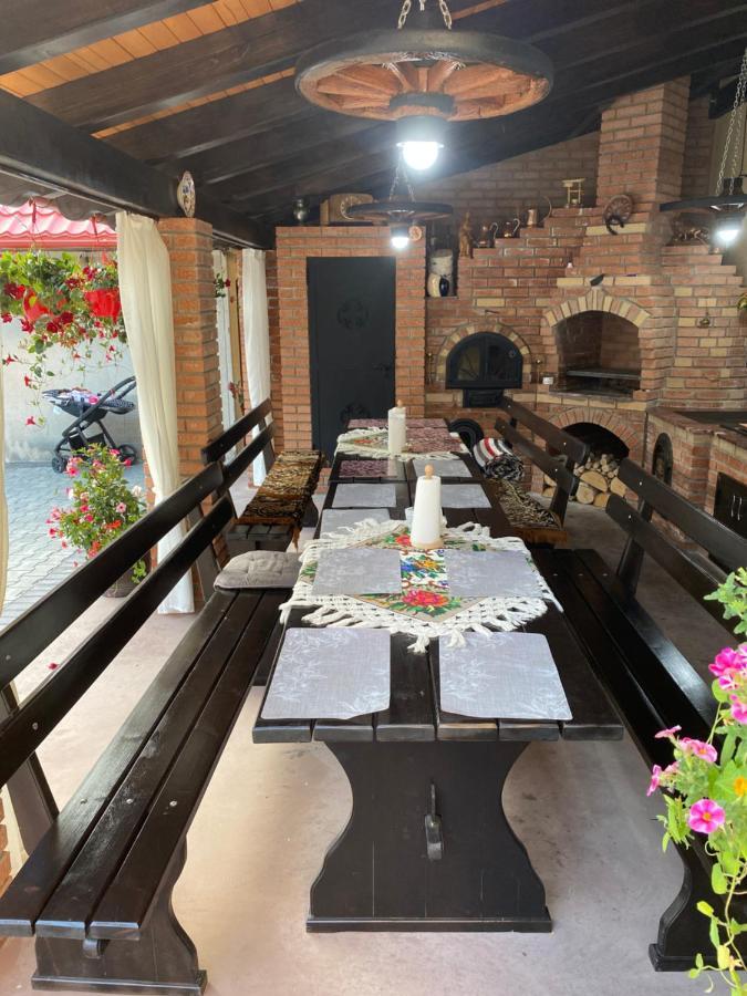 Отель Casa Cu Flori Мойсей Экстерьер фото