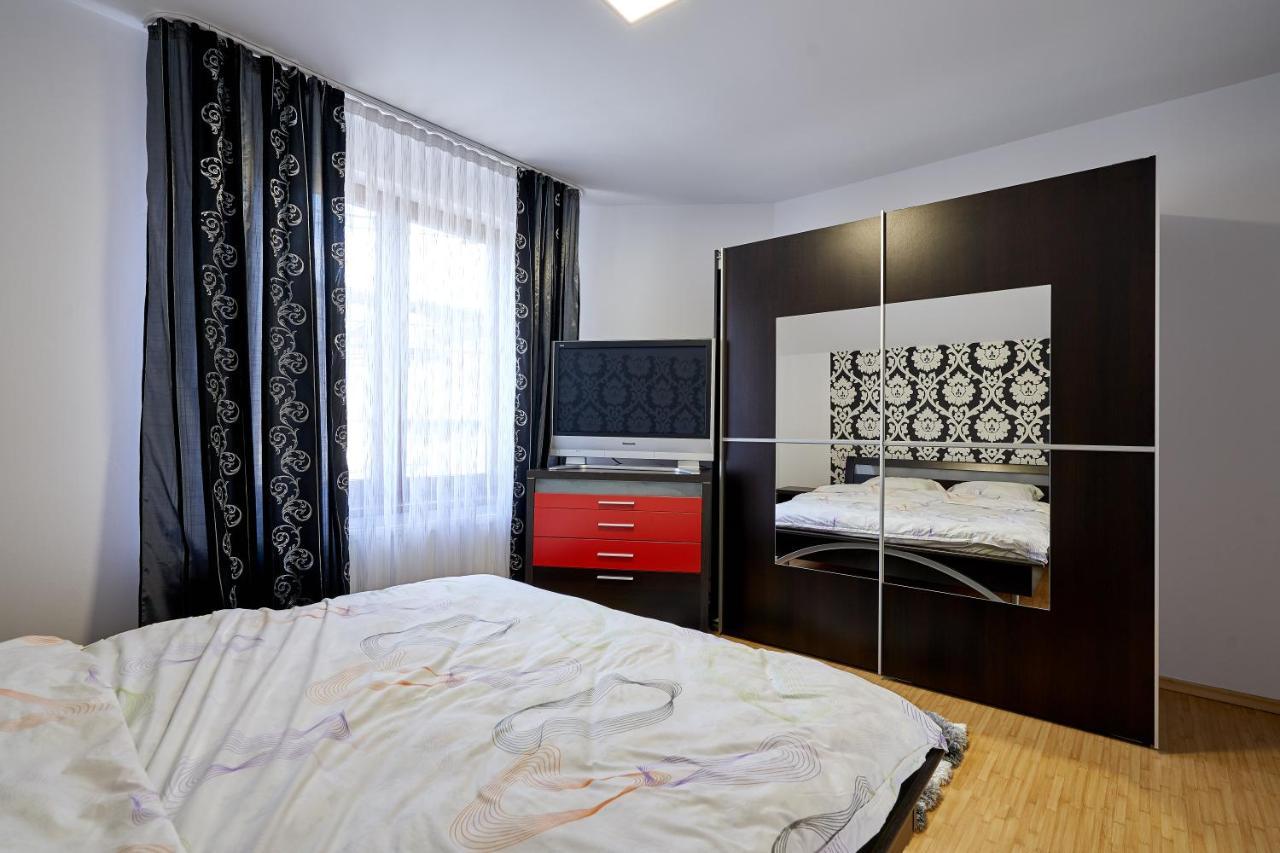 Отель Casa Cu Flori Мойсей Экстерьер фото