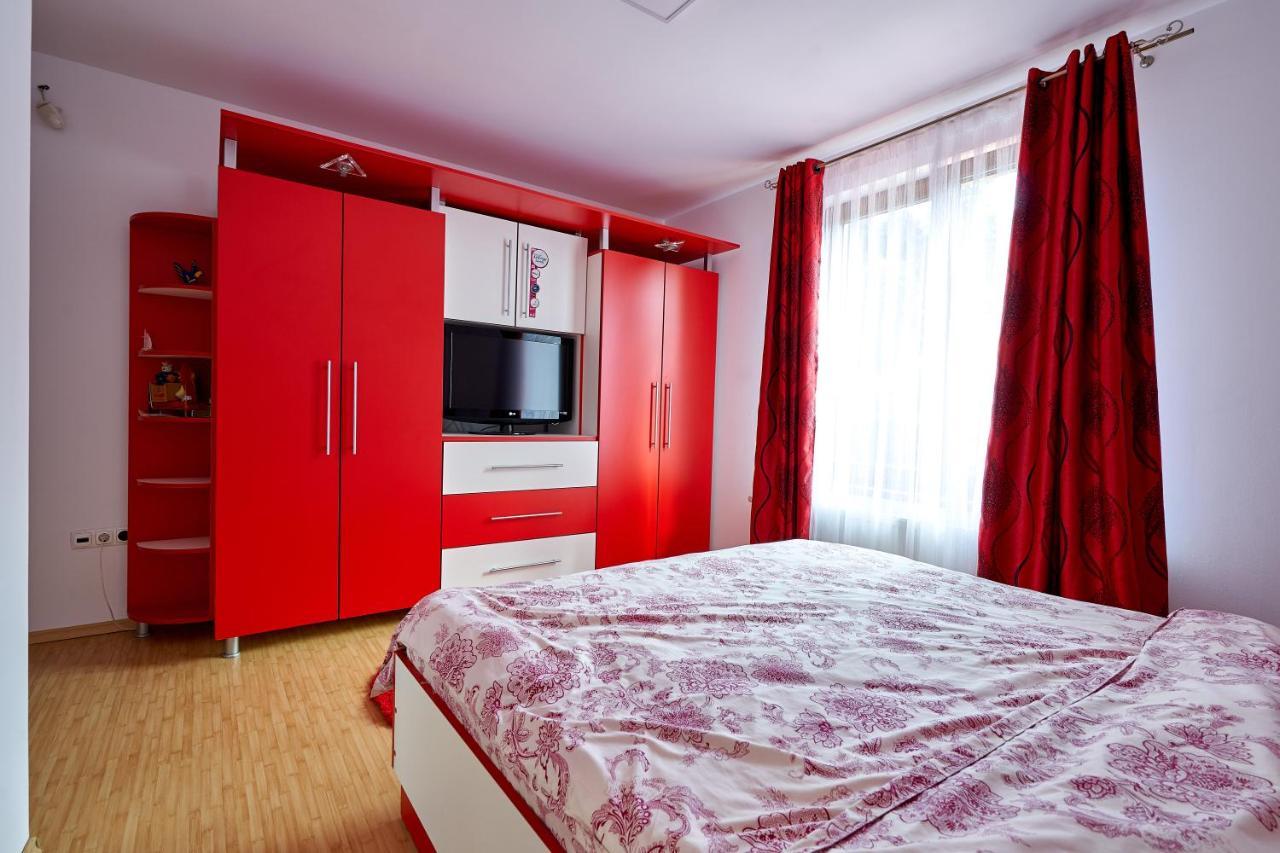 Отель Casa Cu Flori Мойсей Экстерьер фото