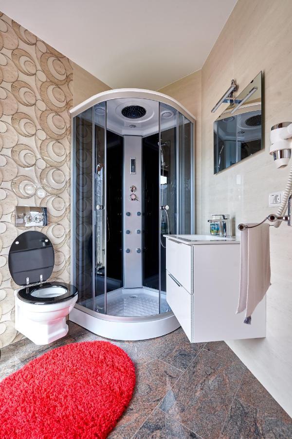 Отель Casa Cu Flori Мойсей Экстерьер фото